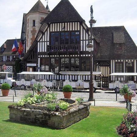 Maison Moderne Et Spacieuse Au Centre De Deauville Exterior foto